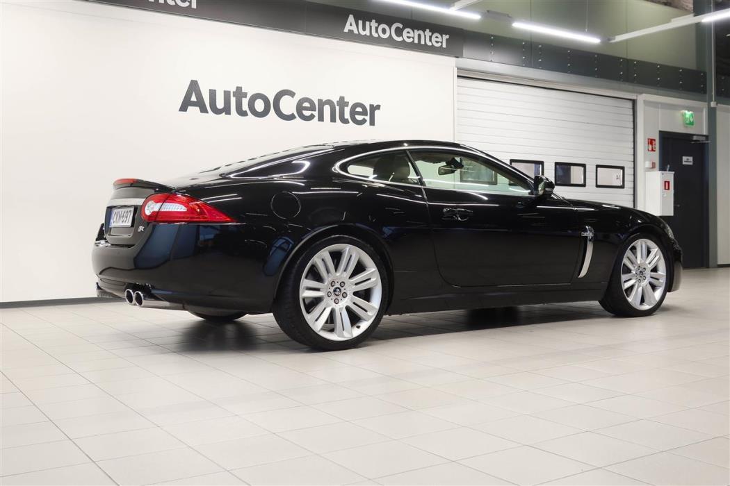 Jaguar XKR 2010
