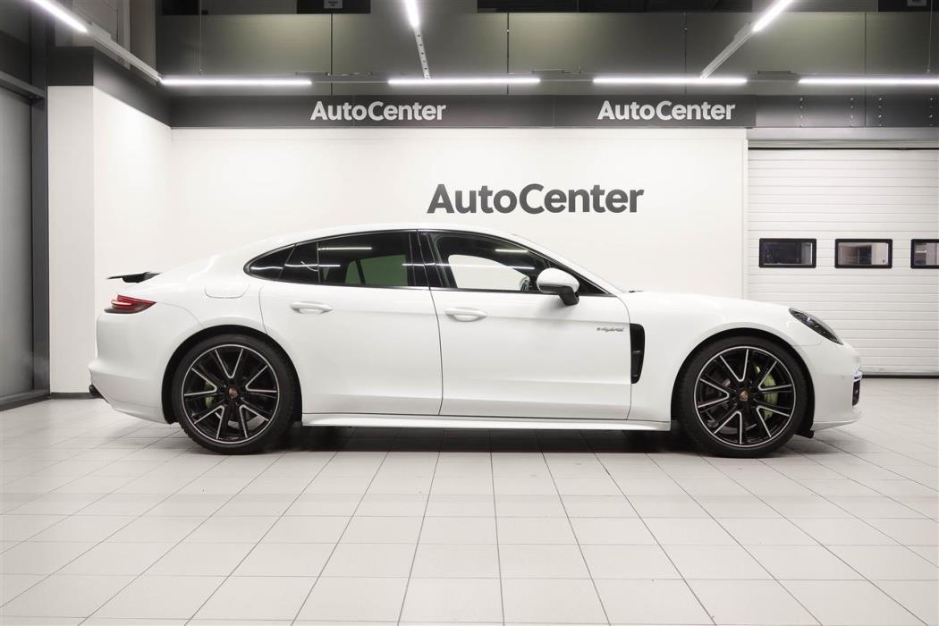 Porsche Panamera 2018