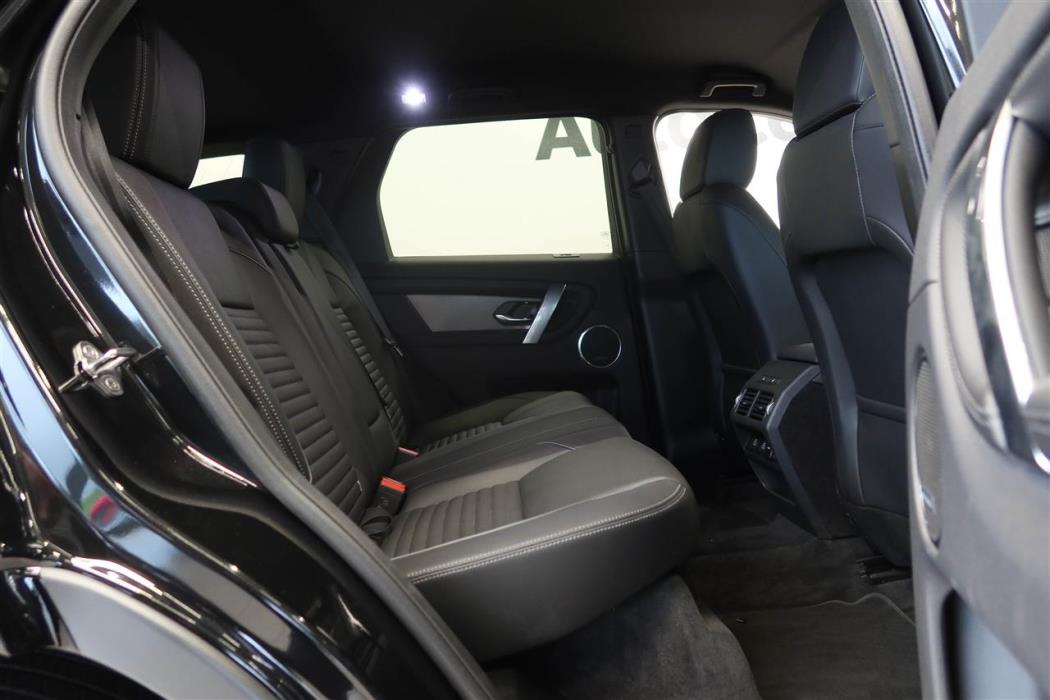 Land Rover Discovery Sport 2025