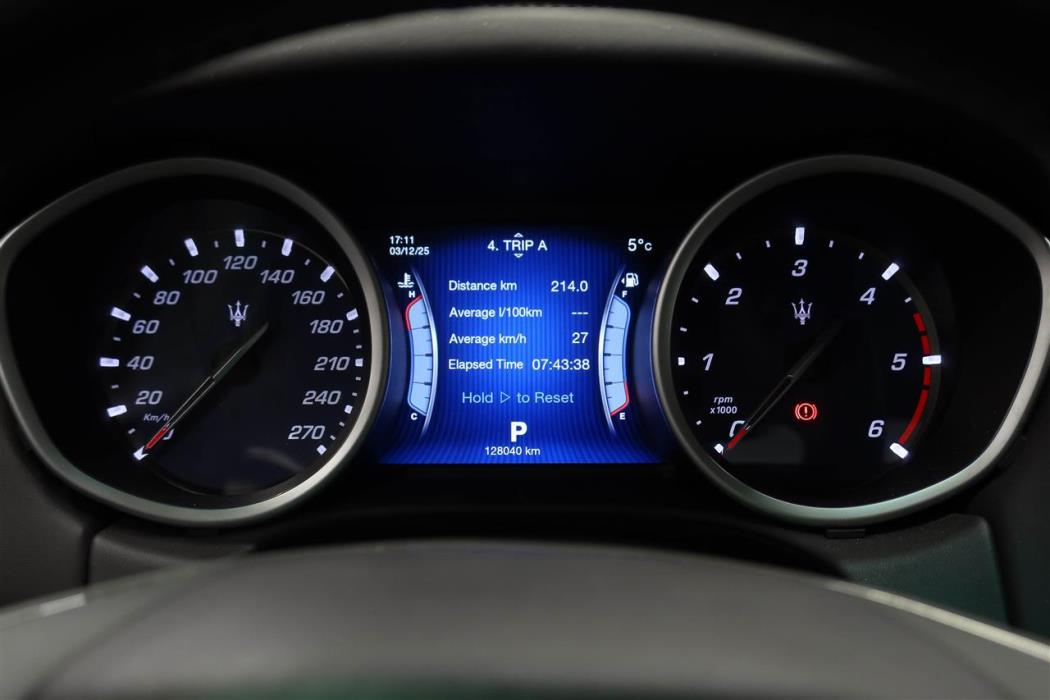 Maserati Ghibli 2015