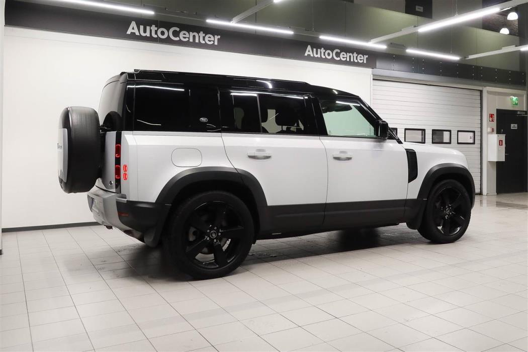 Land Rover Defender 2021