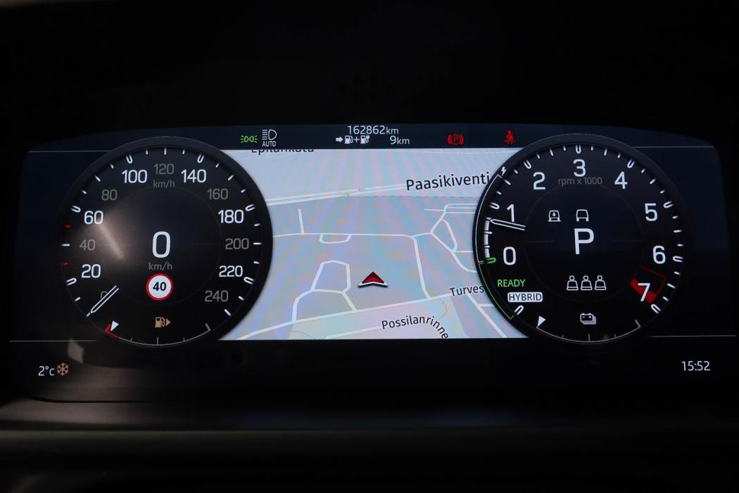 Land Rover Defender 2021