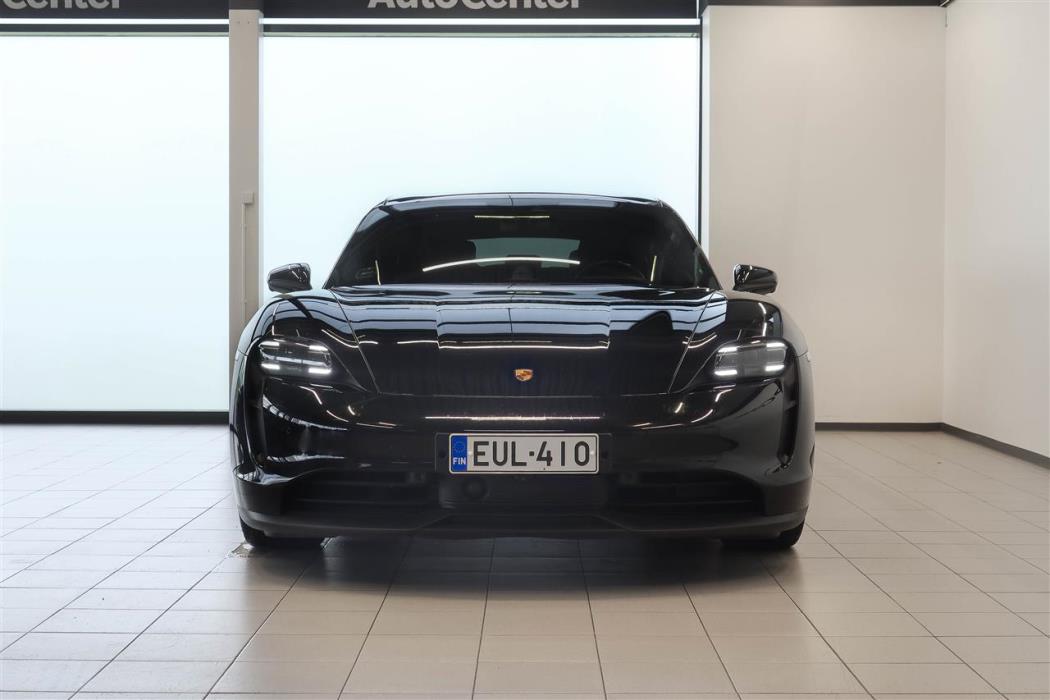 Porsche Taycan 2022