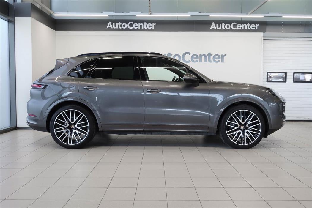 Porsche Cayenne 2024