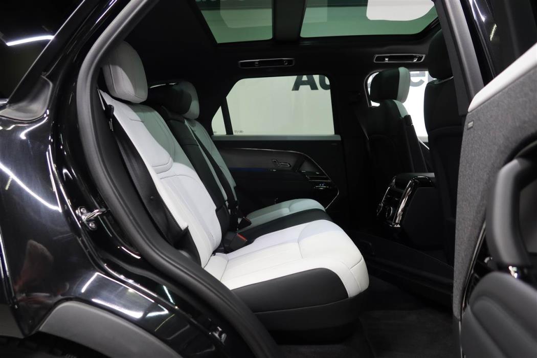 Land Rover Range Rover Sport 2025