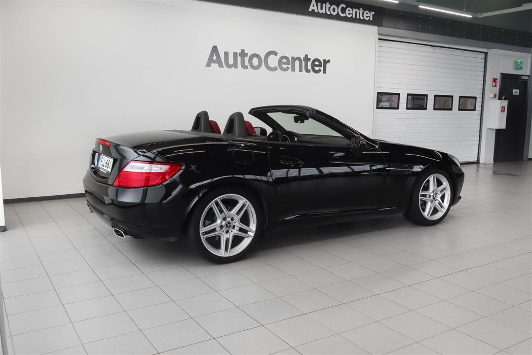 Mercedes-Benz SLK 2012
