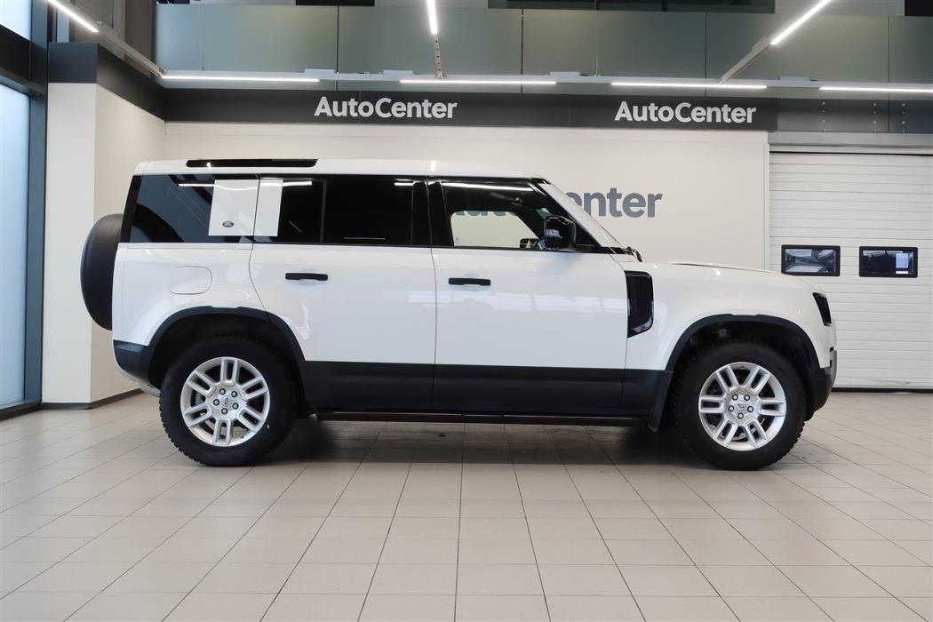 Land Rover Defender 2022