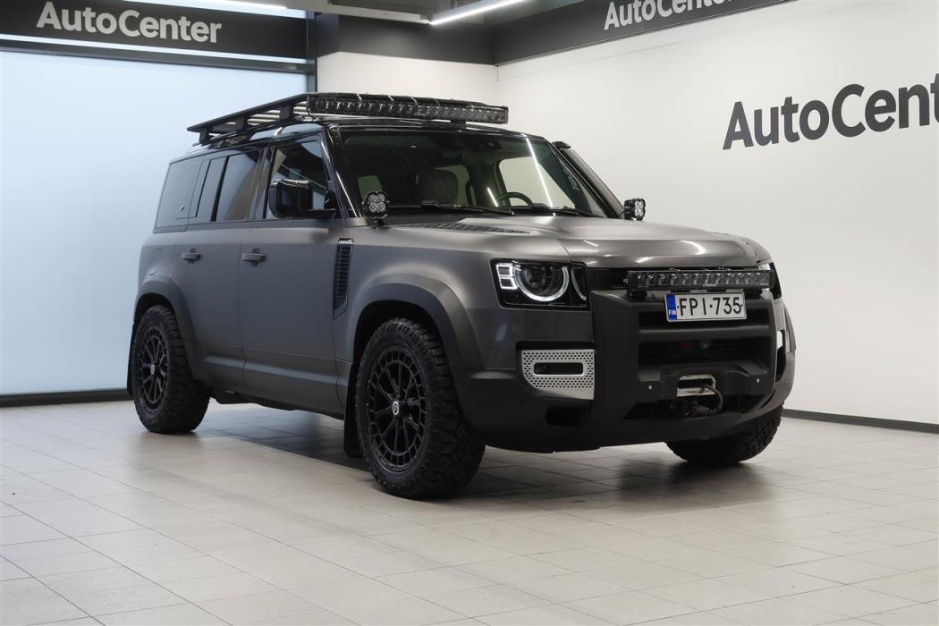 Land Rover Defender 2023