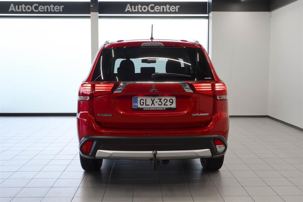 Mitsubishi Outlander 2016