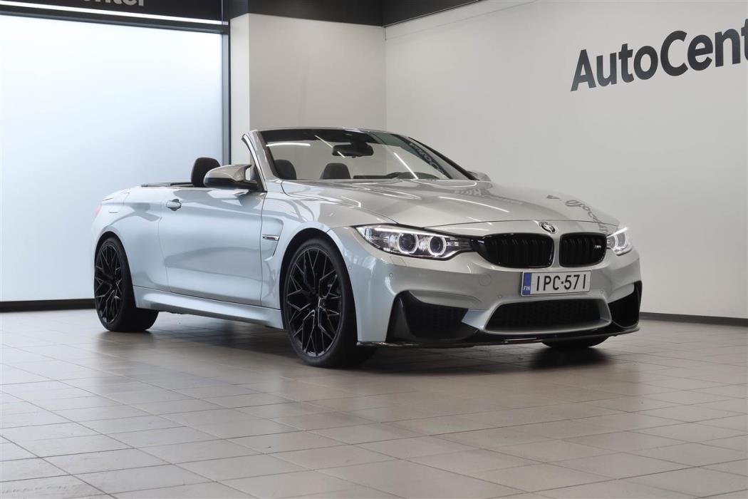 BMW M4 2015