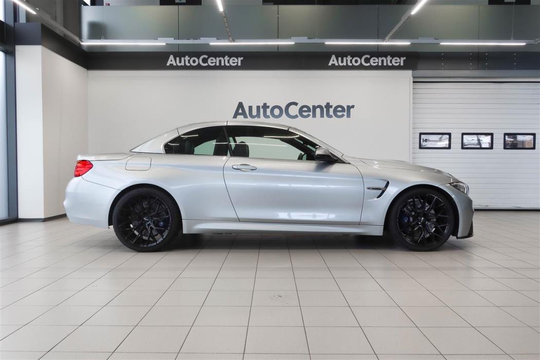 BMW M4 2015