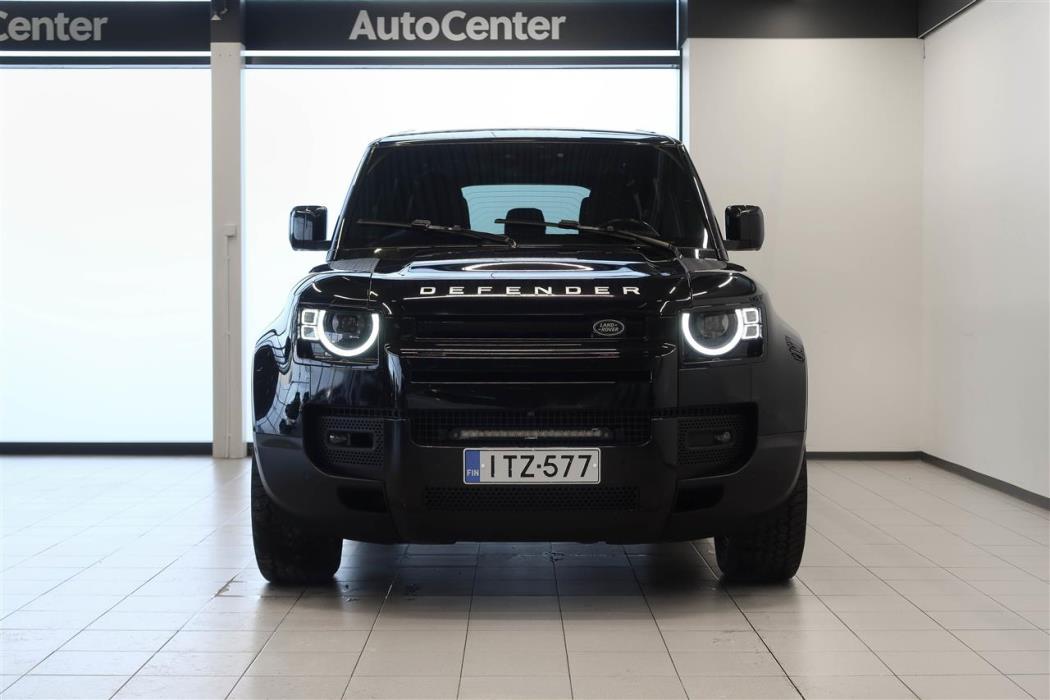 Land Rover Defender 2022