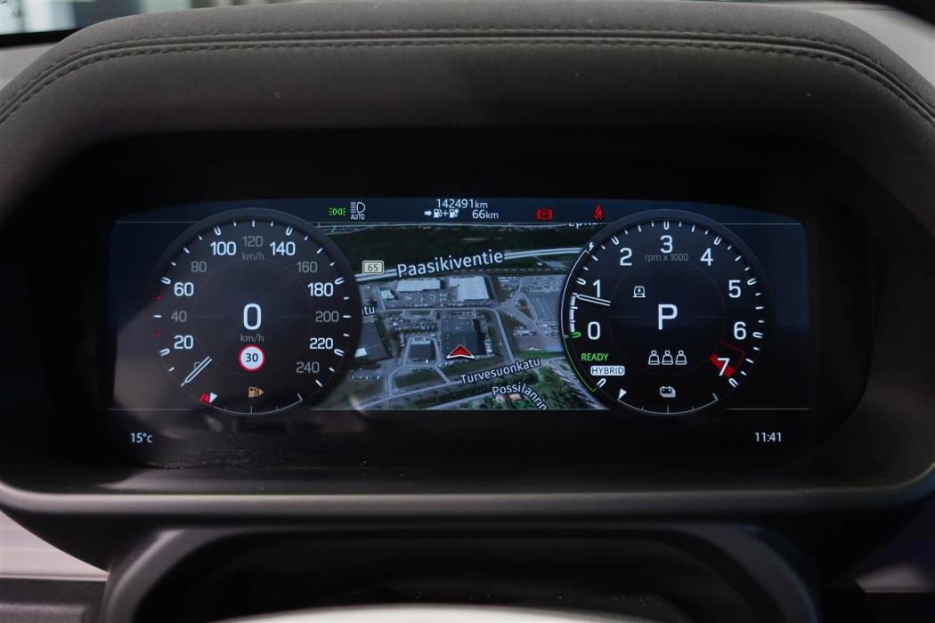 Land Rover Defender 2022