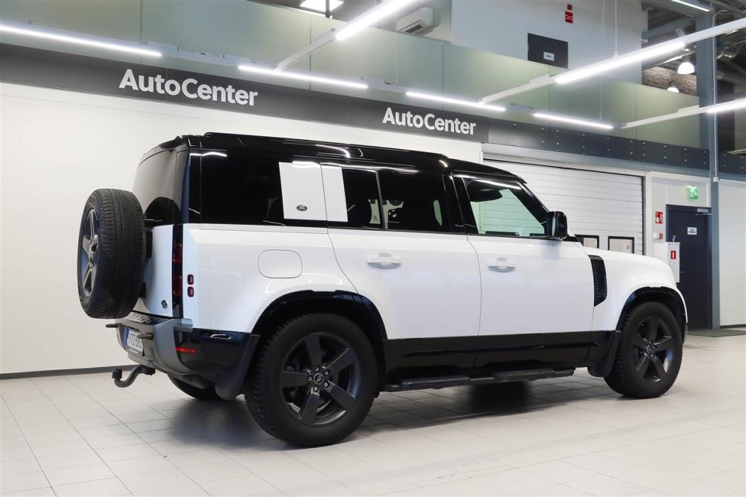 Land Rover Defender 2022