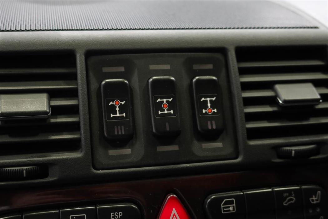 Mercedes-Benz G 2005