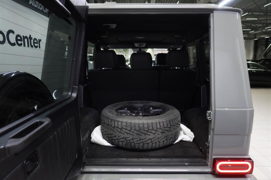 Mercedes-Benz G 2005