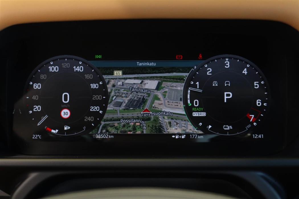 Land Rover Defender 2024