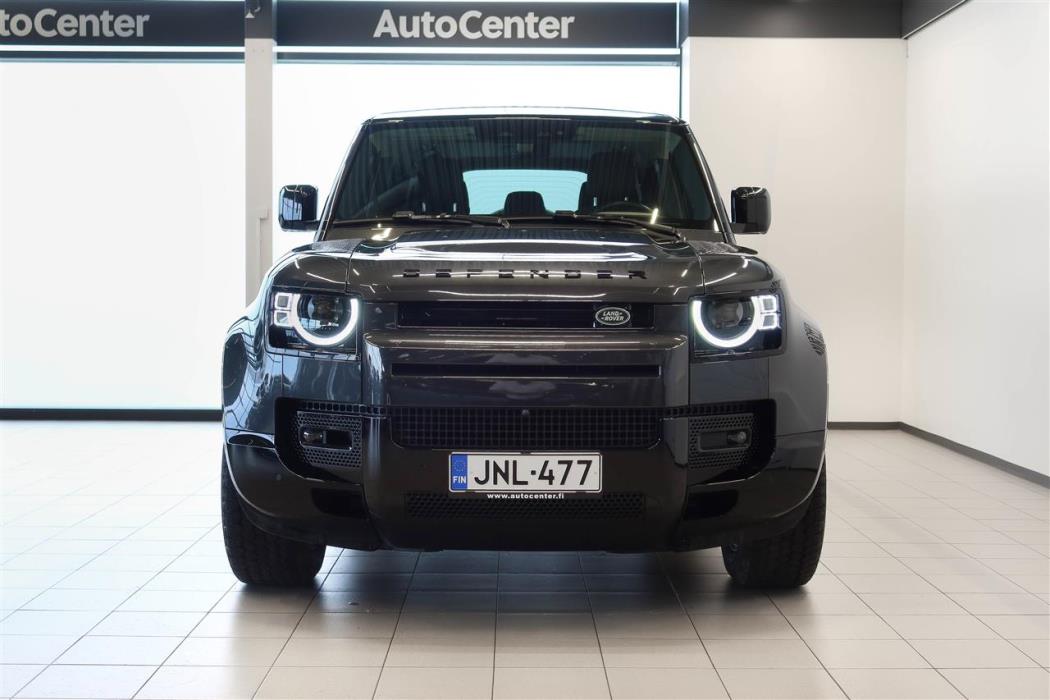 Land Rover Defender 2024