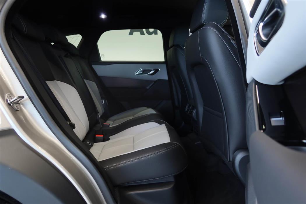 Land Rover Range Rover Velar 2026
