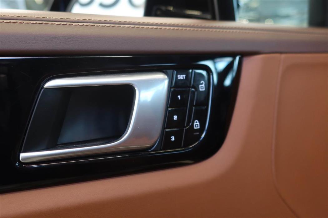 Porsche Cayenne 2019