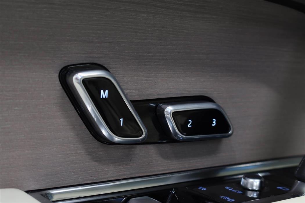 Land Rover Range Rover 2023