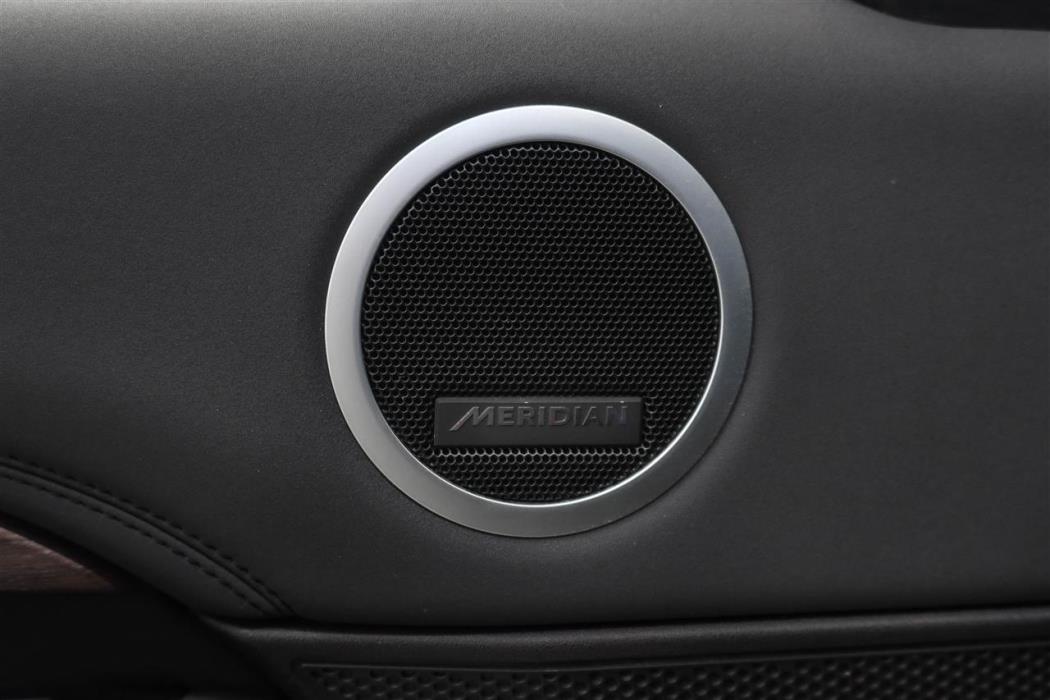 Land Rover Discovery 2018