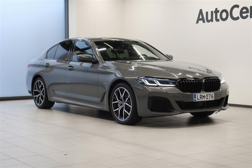 BMW 545 2022