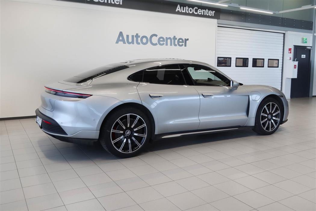 Porsche Taycan 2020