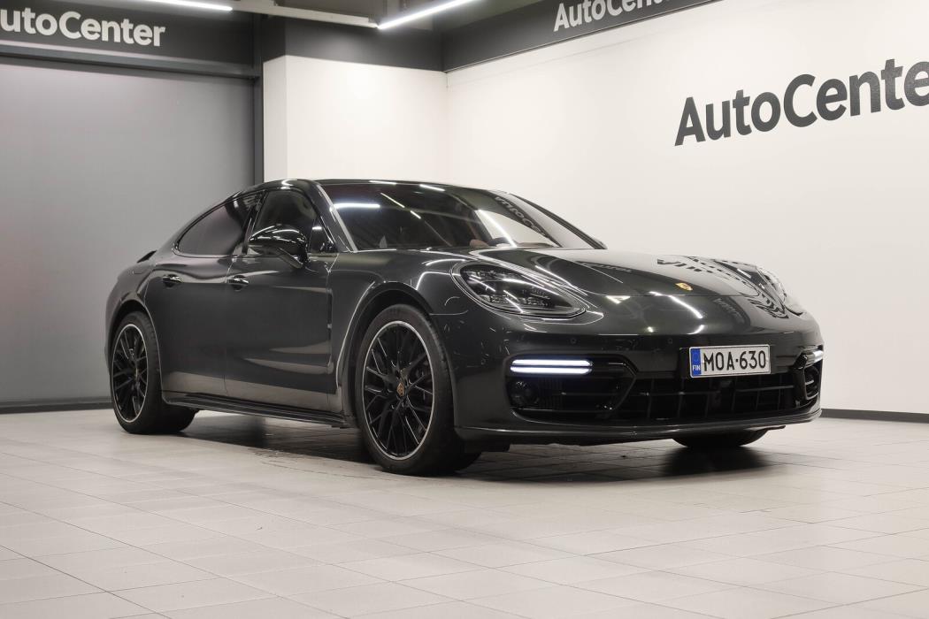 Porsche Panamera 2020