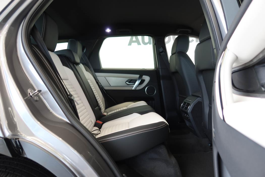 Land Rover Discovery Sport 2025