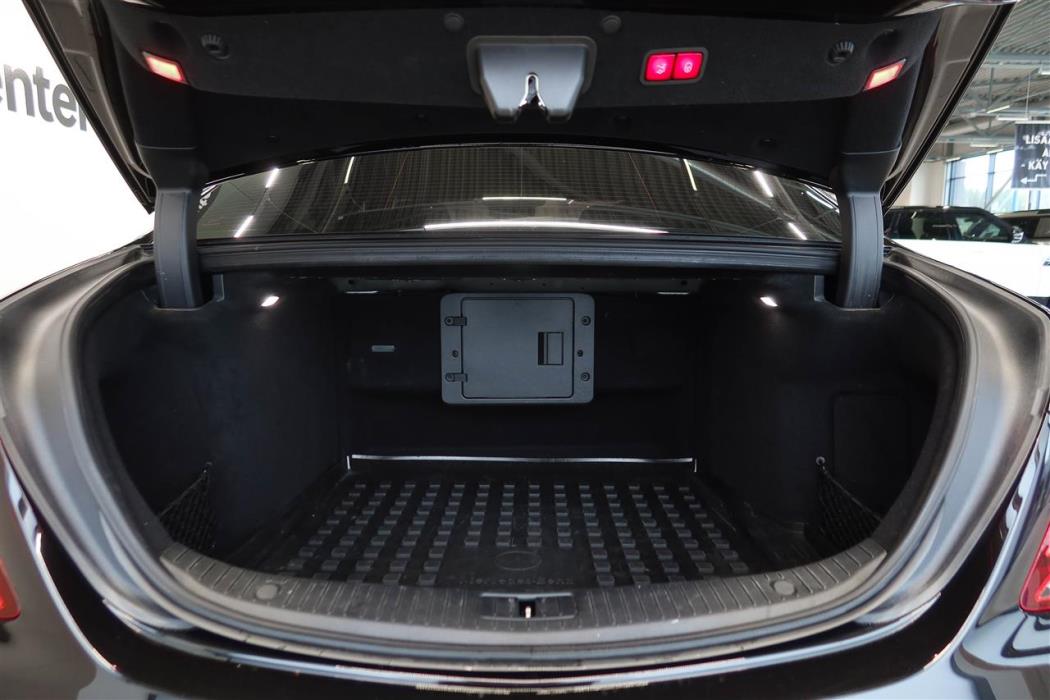 Mercedes-Benz S 2018