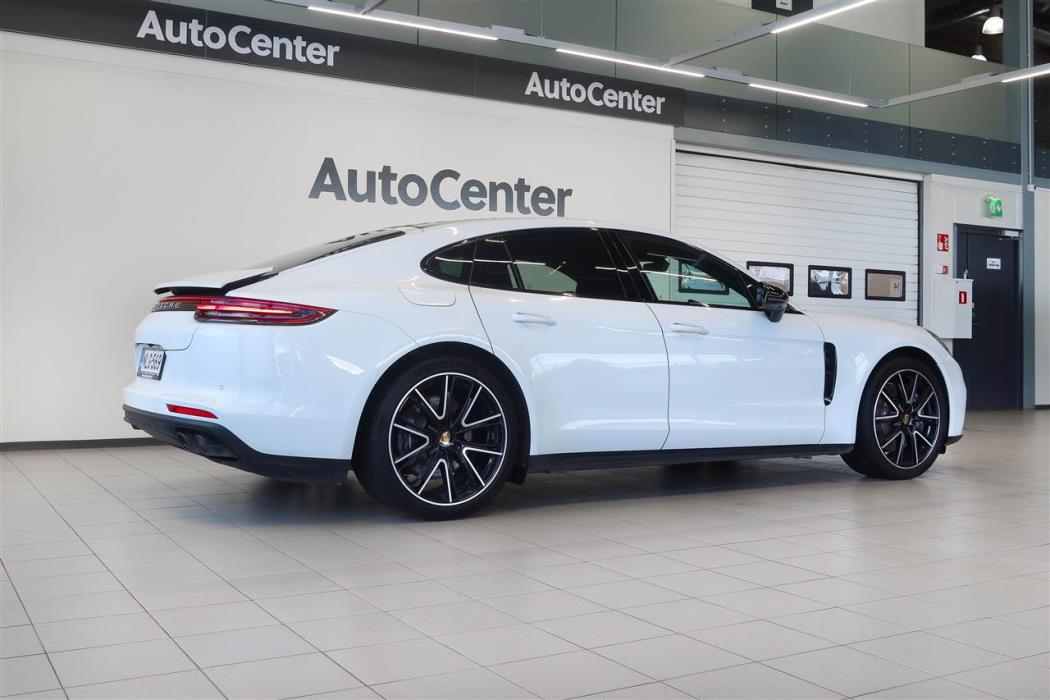 Porsche Panamera 2018