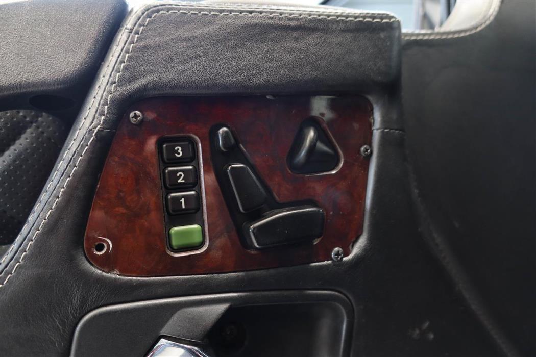 Mercedes-Benz G 2001