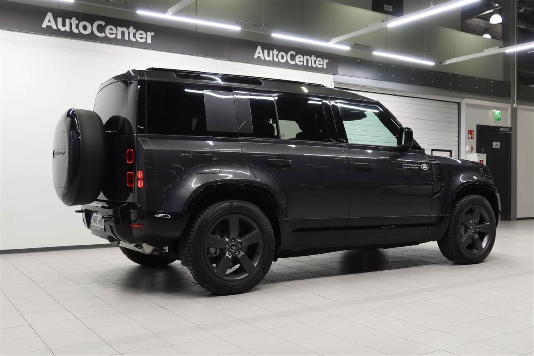 Land Rover Defender 2025