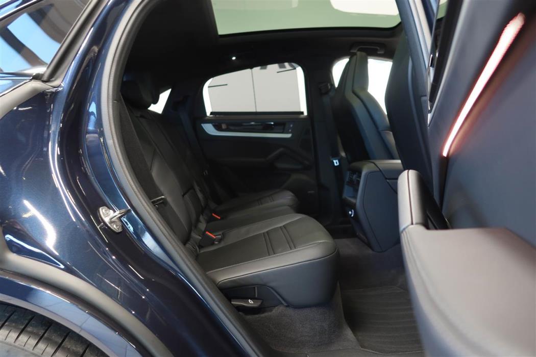Porsche Cayenne 2024