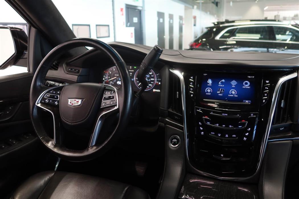 Cadillac Escalade 2016