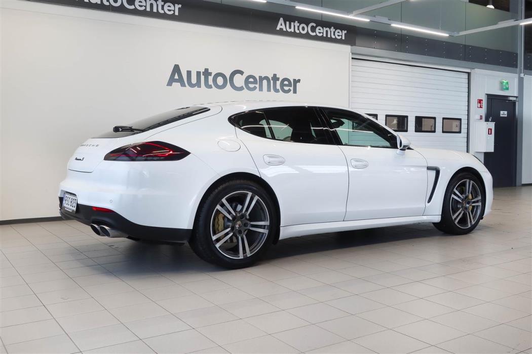 Porsche Panamera 2014