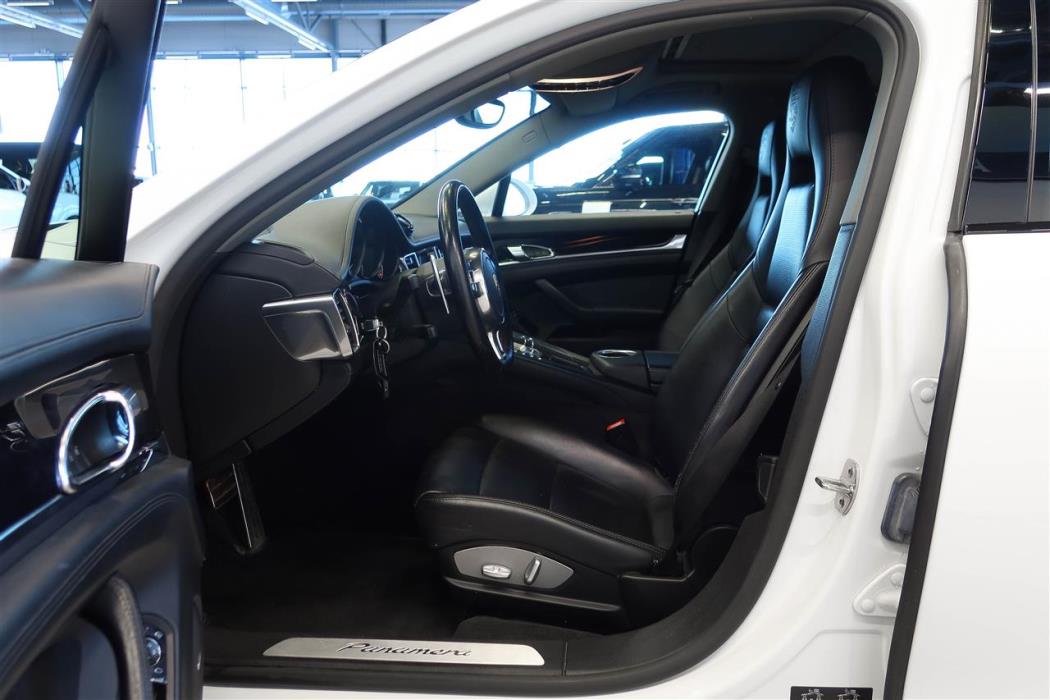 Porsche Panamera 2014