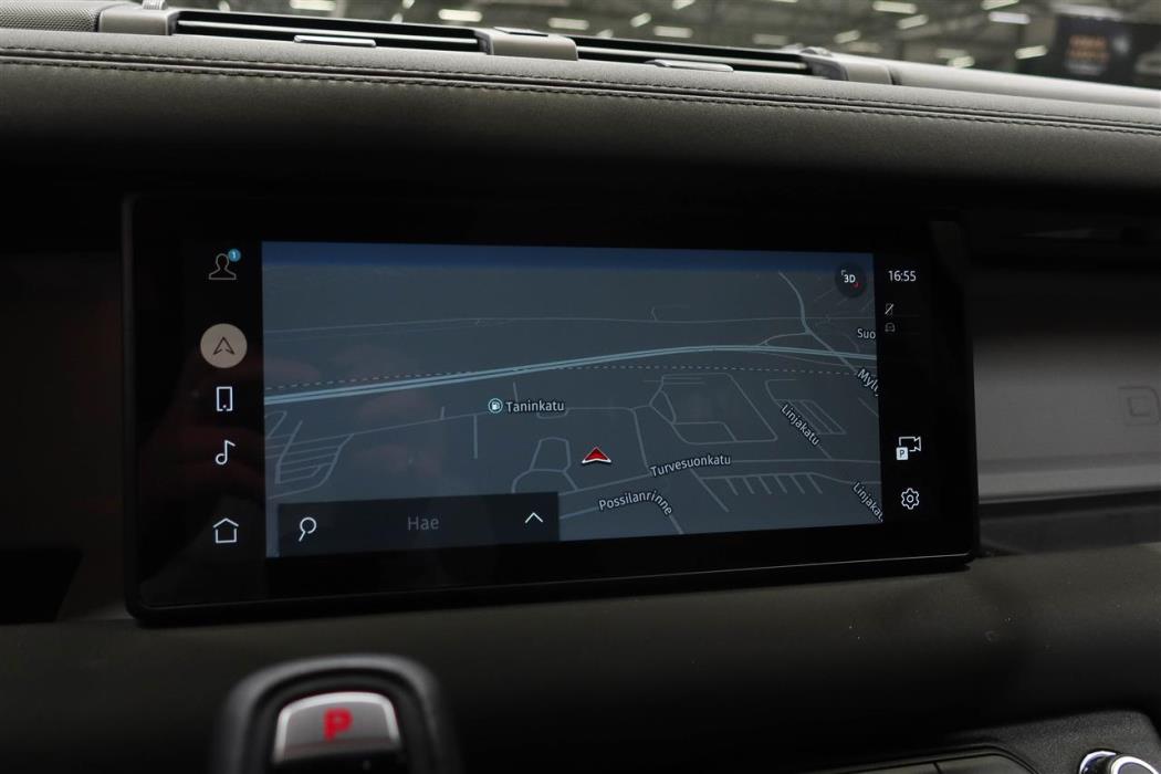 Land Rover Defender 2024