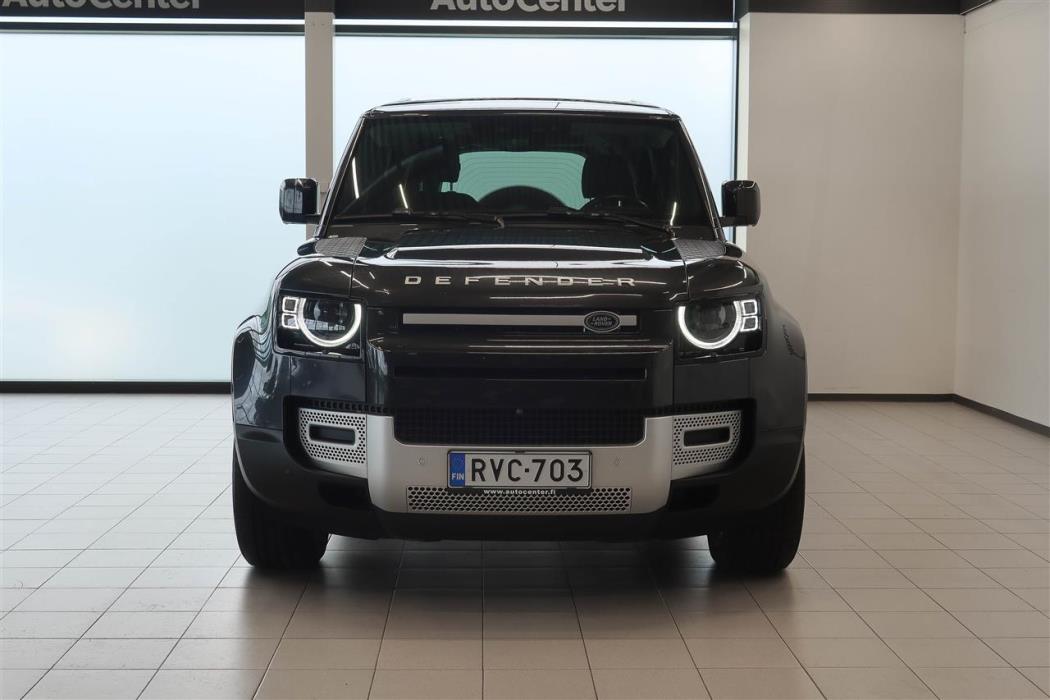 Land Rover Defender 2024