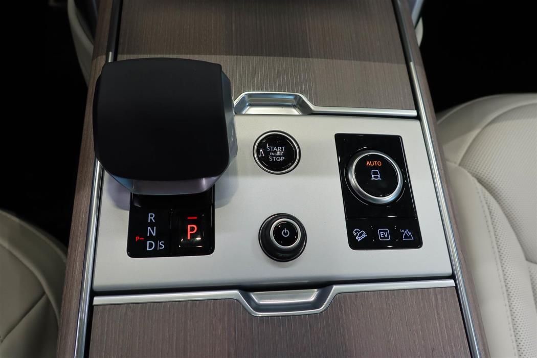 Land Rover Range Rover 2026