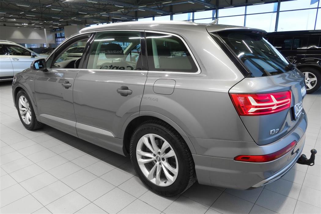 Audi Q7 2016