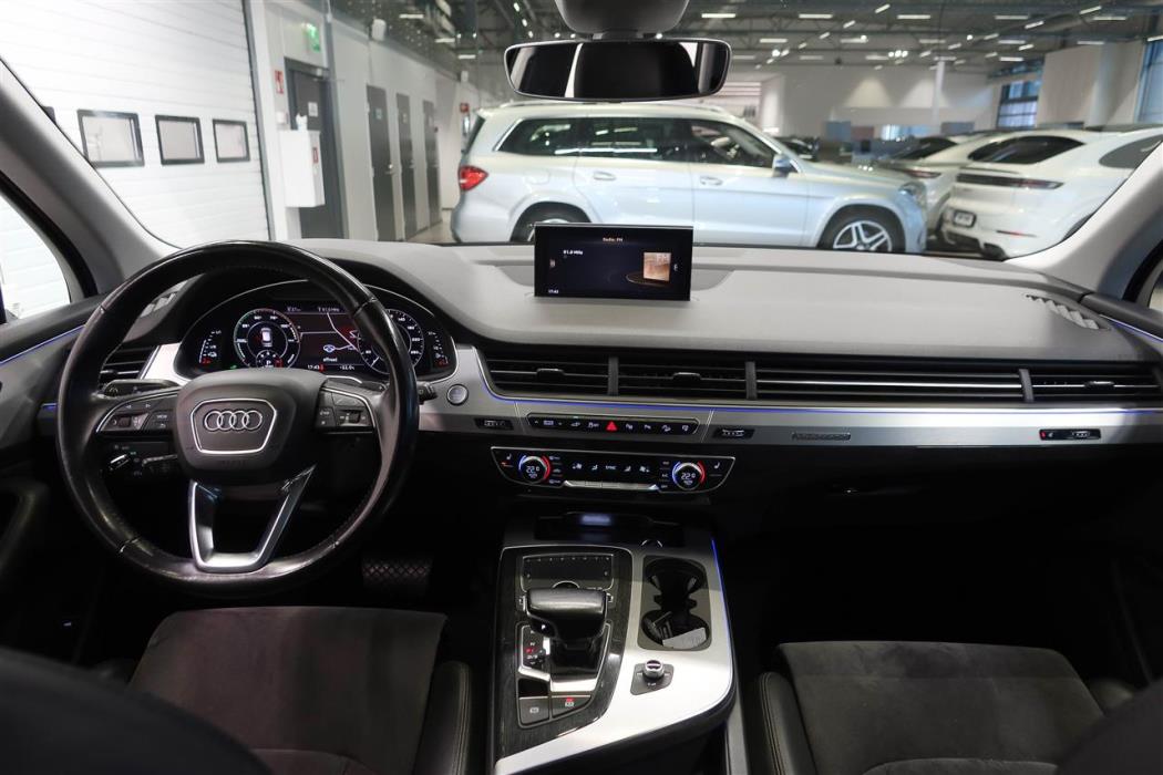 Audi Q7 2016