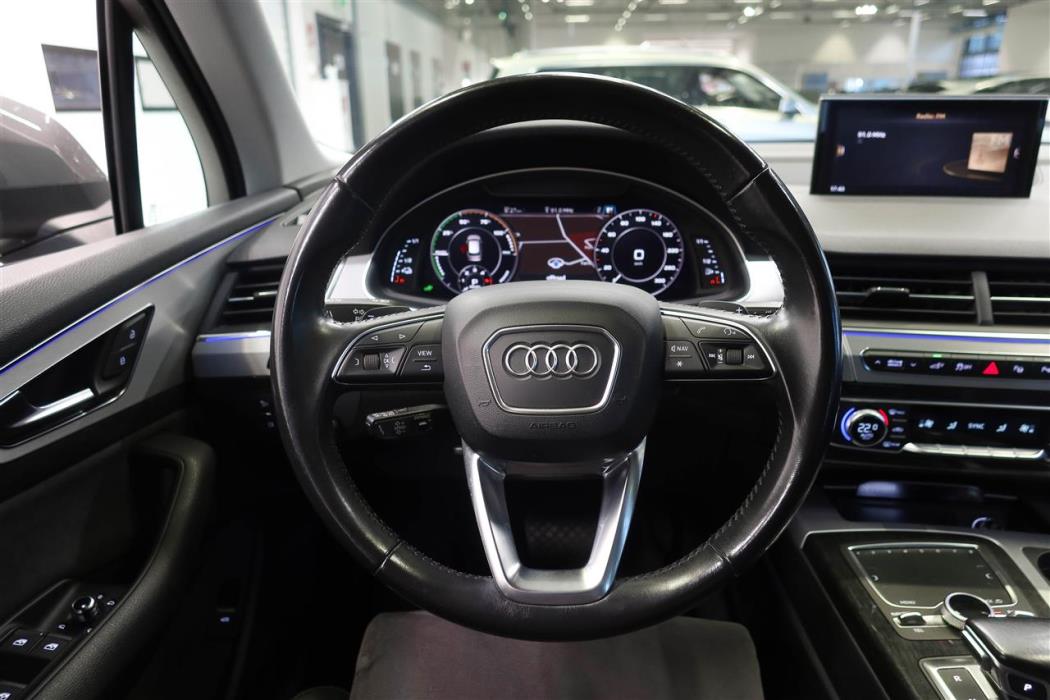 Audi Q7 2016