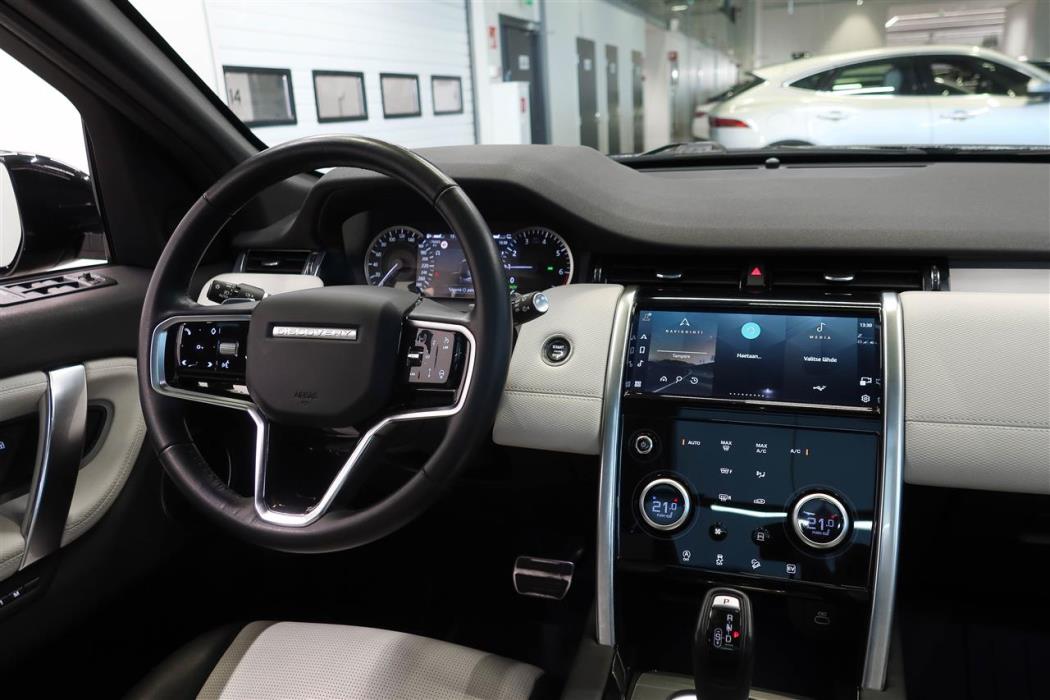 Land Rover Discovery Sport 2023