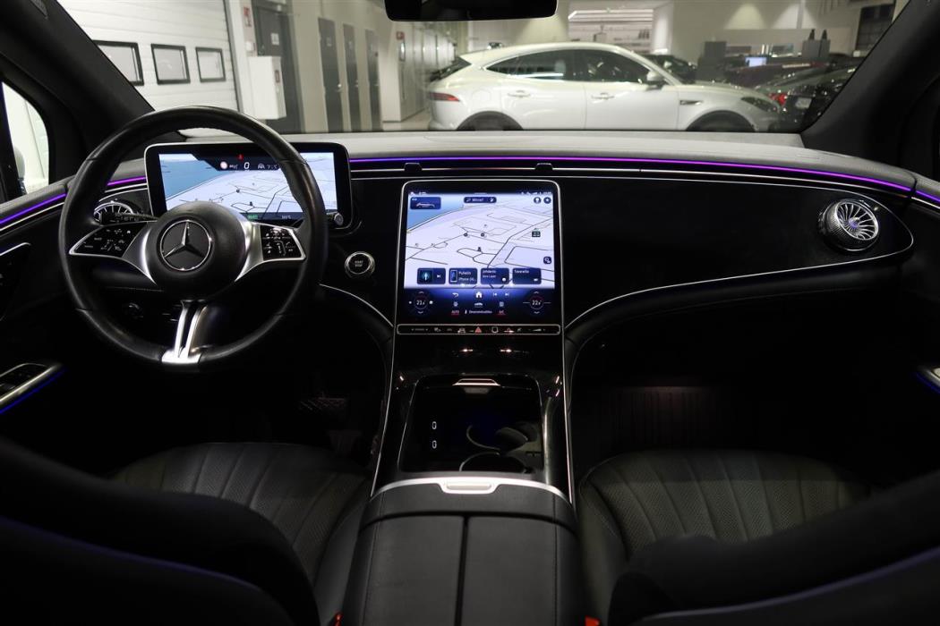 Mercedes-Benz EQE 2024