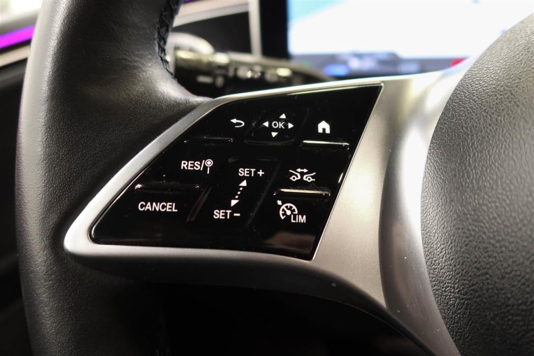 Mercedes-Benz EQE 2024