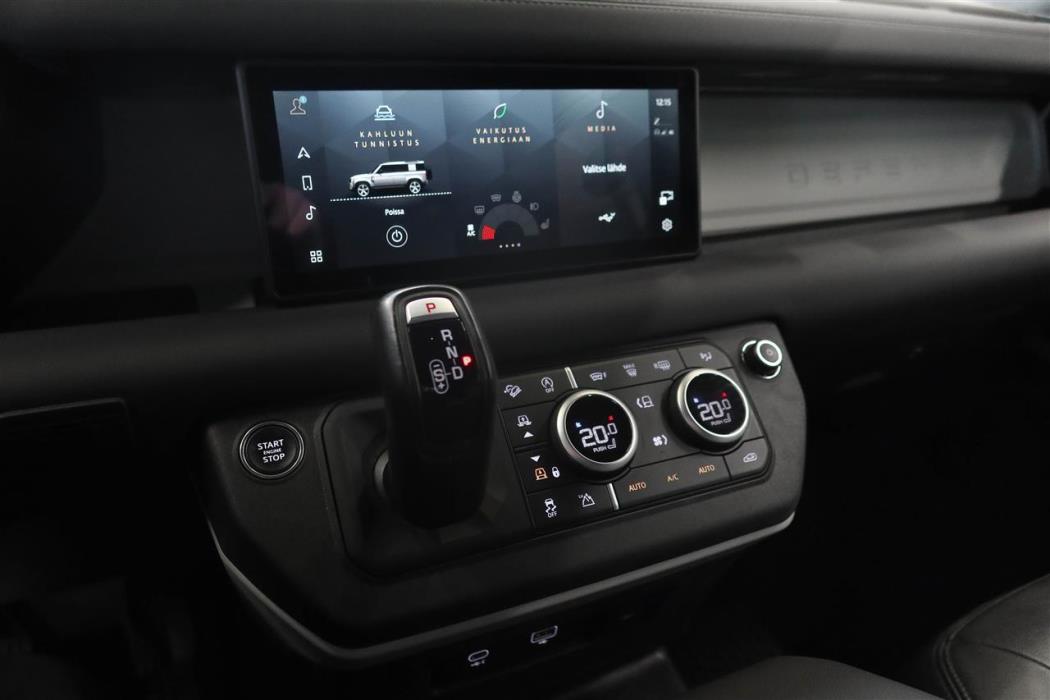 Land Rover Defender 2024