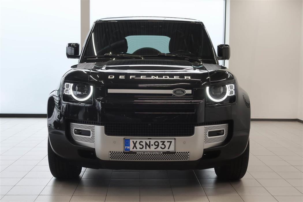 Land Rover Defender 2024