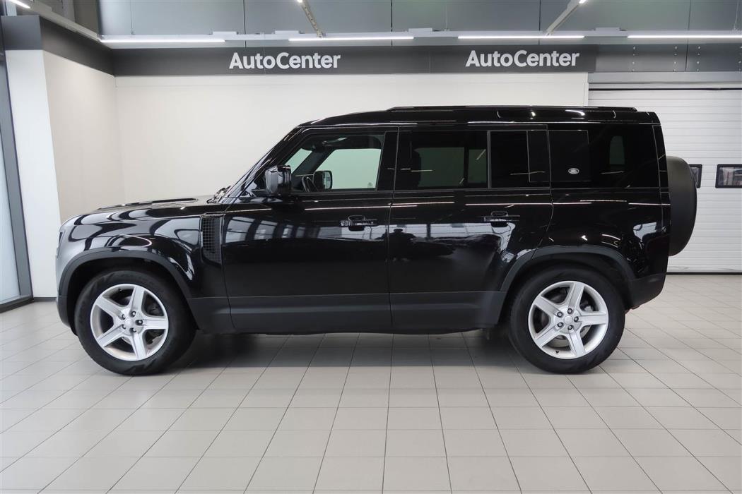 Land Rover Defender 2024